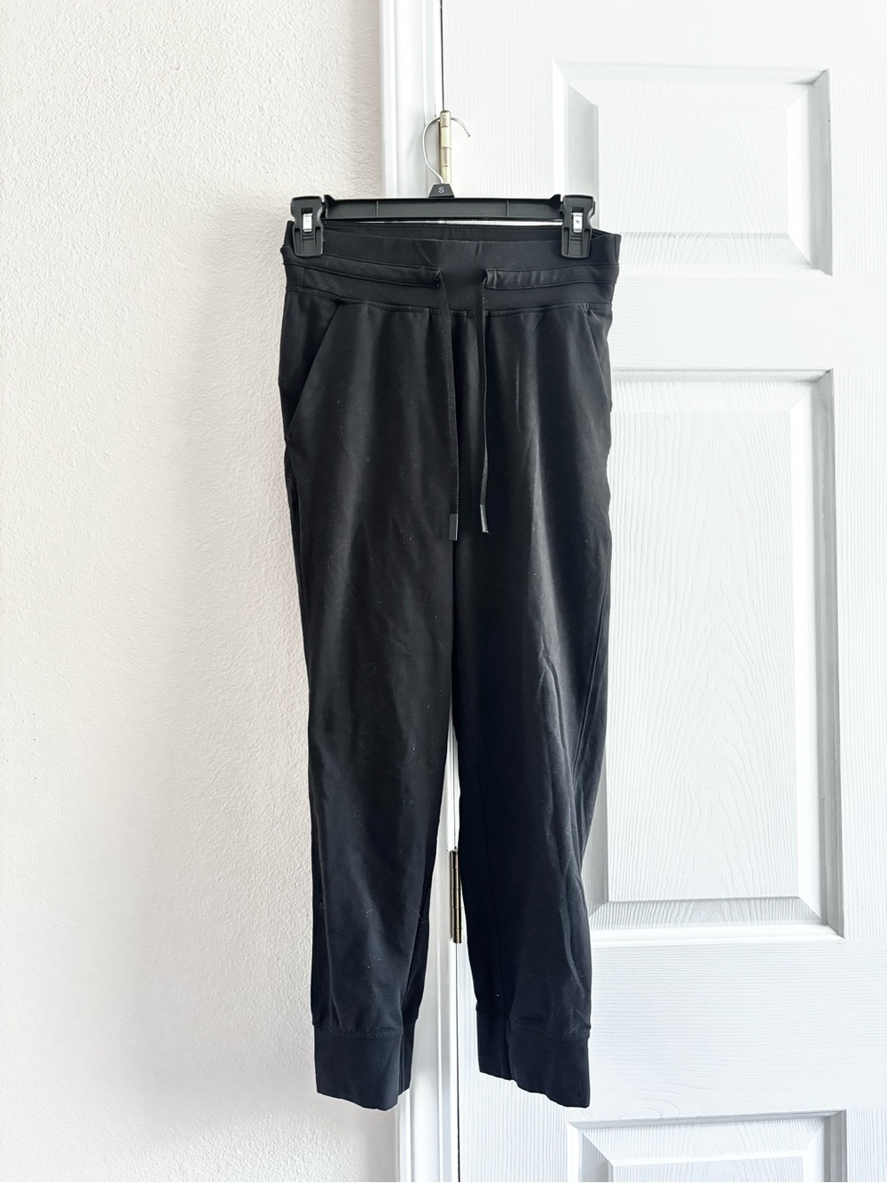 Lululemon Ready To Rulu Jogger Crop Pants Size 4